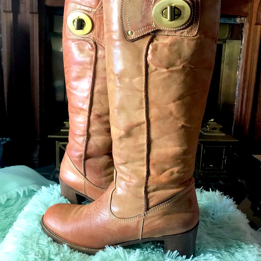 boots 👢